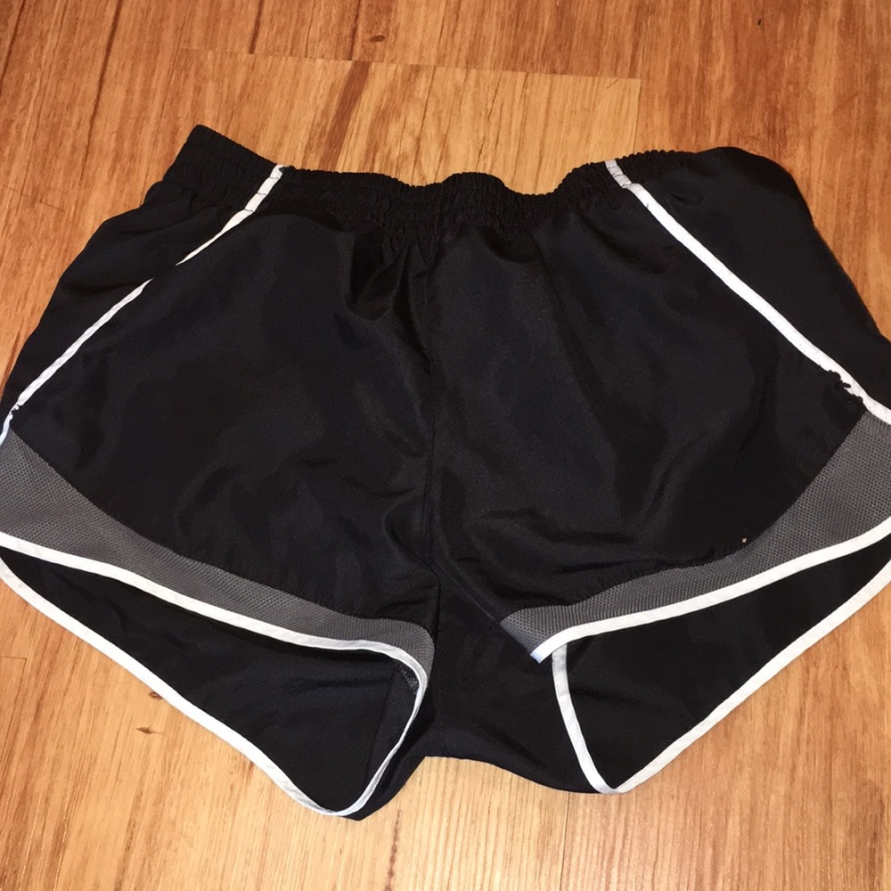 Running shorts